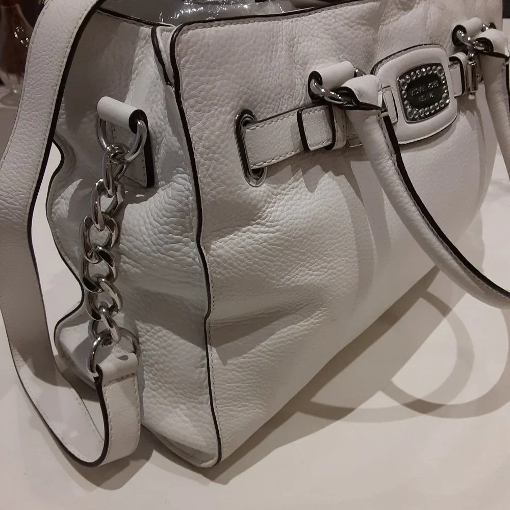 Michael Kors white leather medium bag with silver chain detail